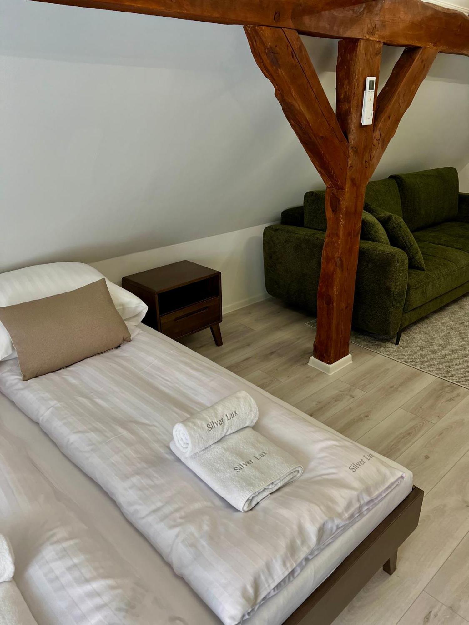 Osada Gesin Apartamento Zabor Exterior foto
